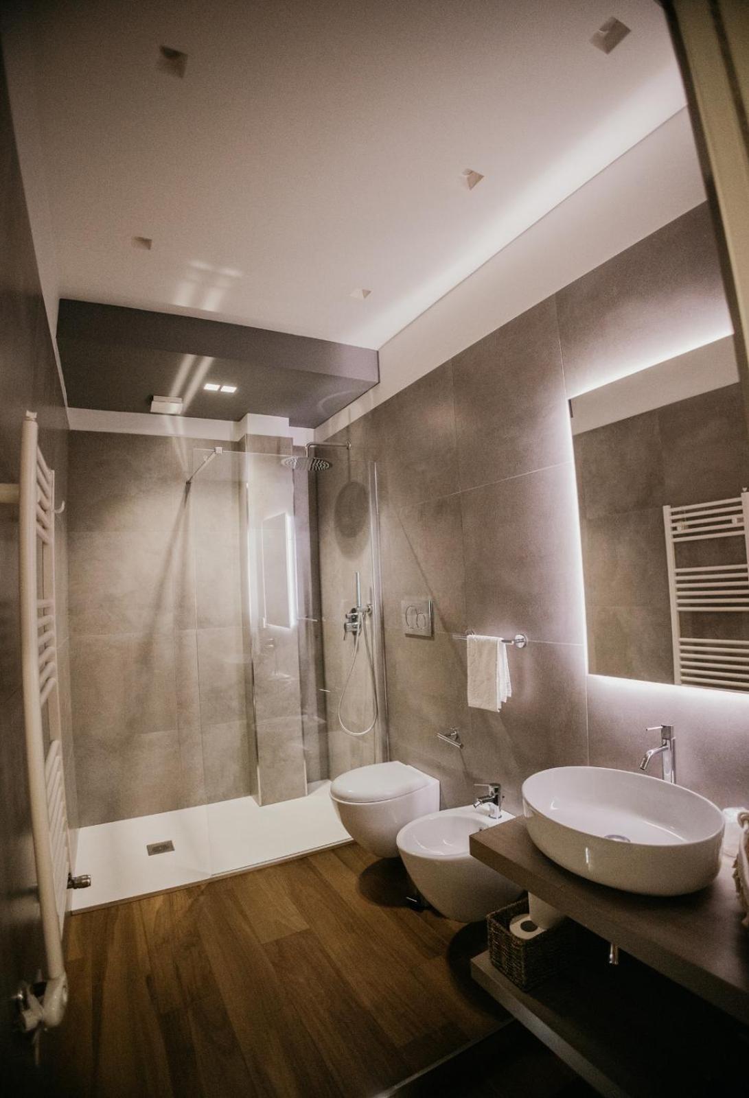 Suite Room Trani Ngoại thất bức ảnh